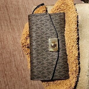 MICHAEL KORS LEATHER WALLET